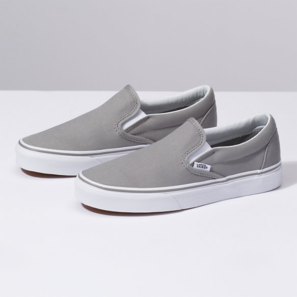 NWT - Vans SLIP-ON size 8.5(w) 7(m)